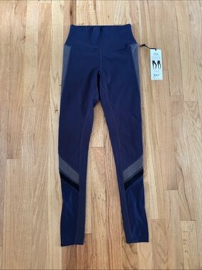 ALO Yoga Navy and Gray Girls' Performance Leggings